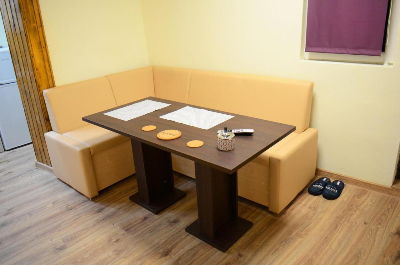 Private Apartment In The City Centre. Oradea Dış mekan fotoğraf