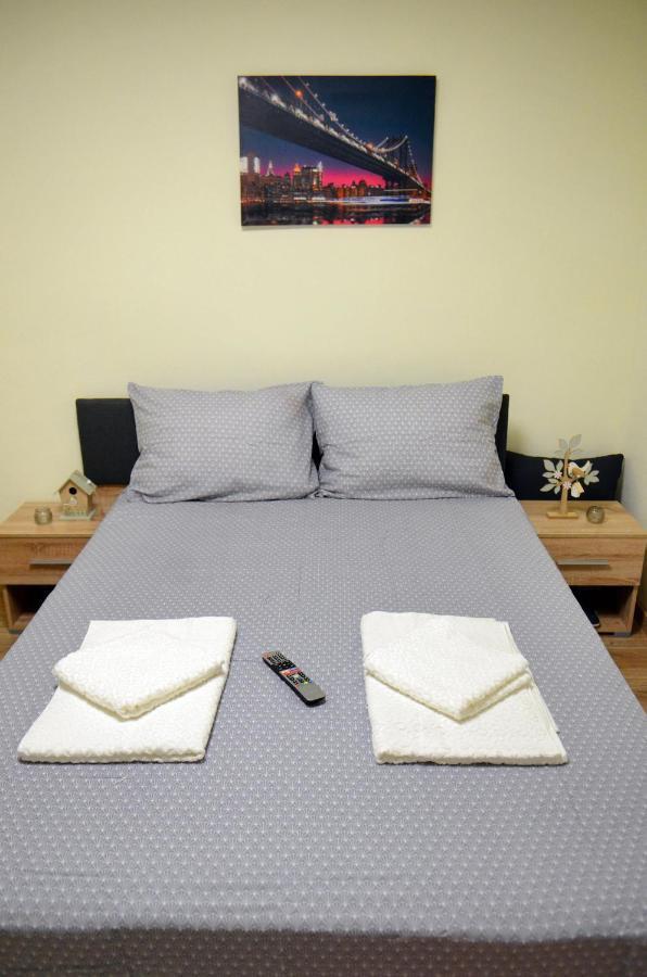 Private Apartment In The City Centre. Oradea Dış mekan fotoğraf